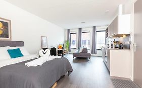 Retreat To Quite Newly Build Apt Center Delft